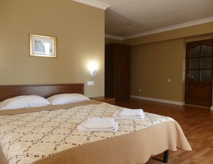 Люкс 2-местный 2-комнатный (Шале) - Отель «Абаата» Гагра